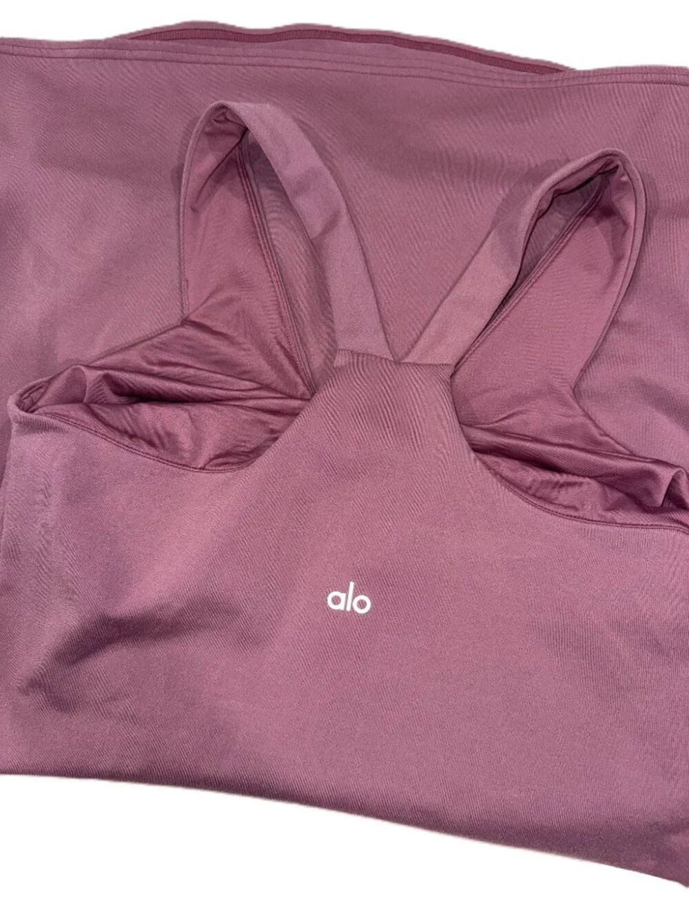 ALO Yoga beautiful alo